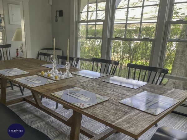 Cape Cod Home 994843
