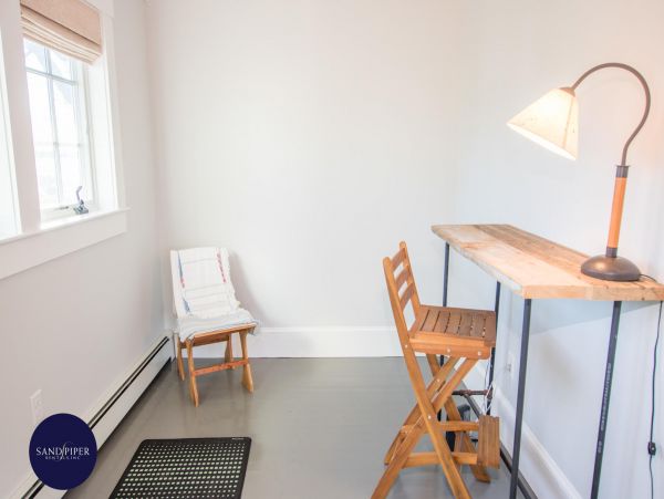 Cape Cod Home 994843