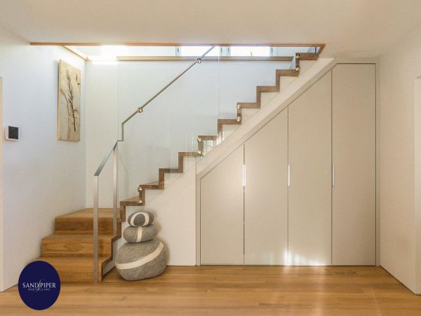 Cape Cod Home 994846