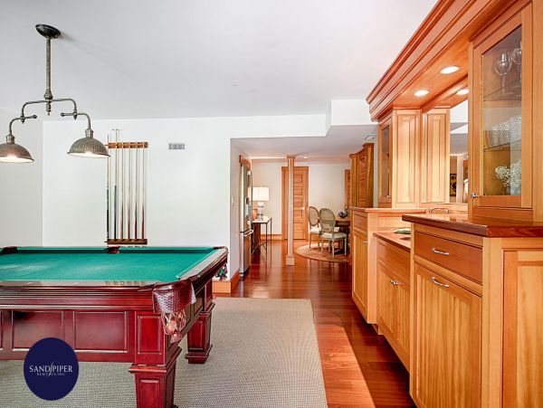 Cape Cod Home 994848