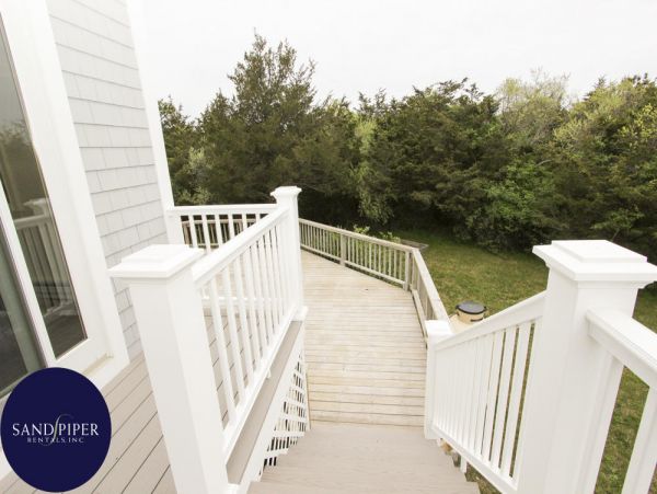 Cape Cod Home 994849