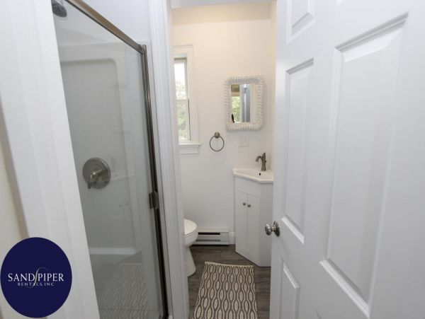 Cape Cod Home 994849