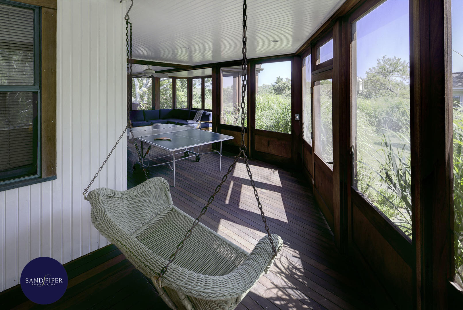 Cape Cod Home 994853