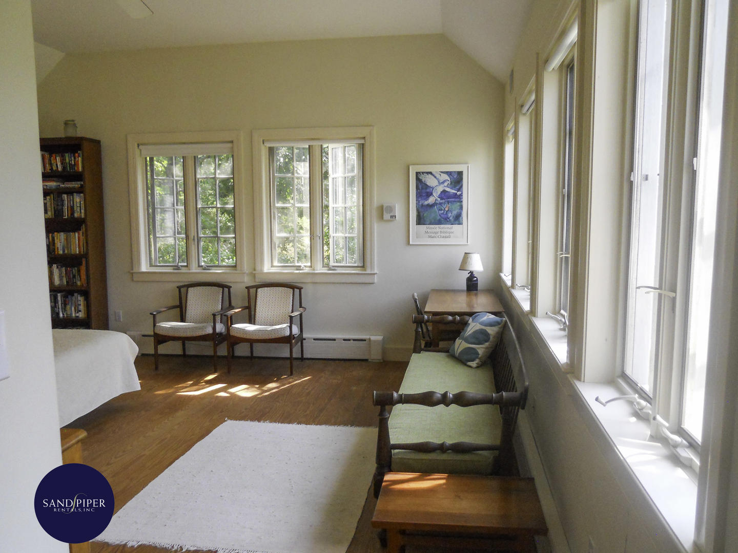 Cape Cod Home 994855
