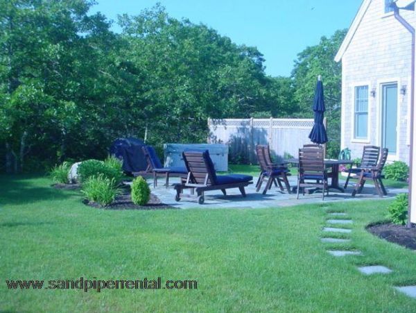 Cape Cod Home 994858