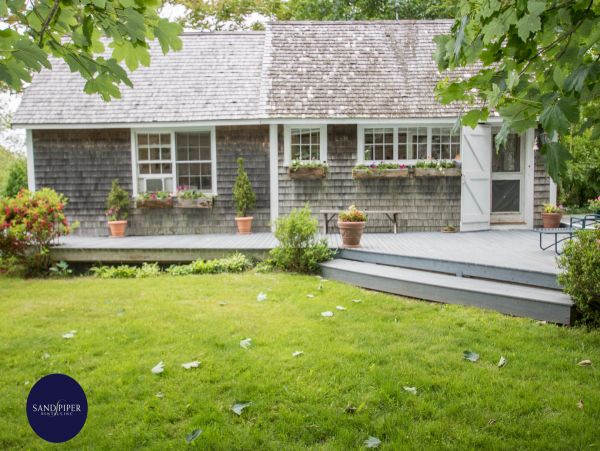 Cape Cod Home 994860
