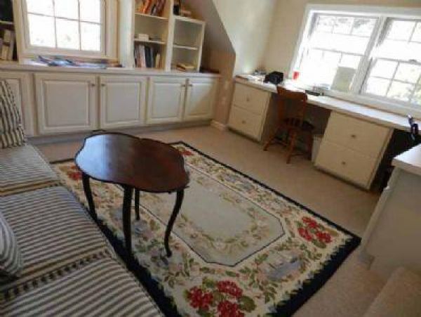 Cape Cod Home 994861