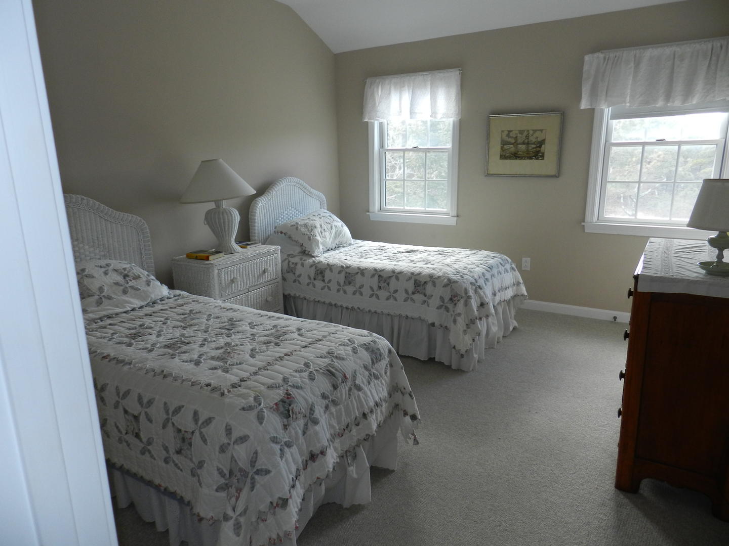 Cape Cod Home 994861
