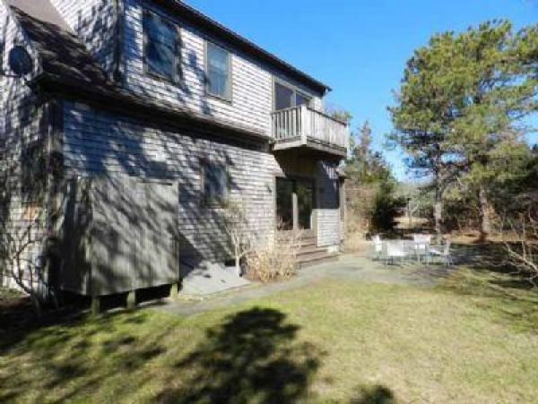 Cape Cod Home 994861