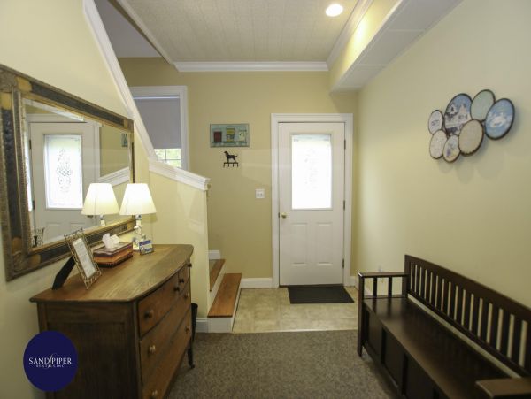 Cape Cod Home 994862