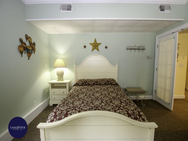 Cape Cod Home 994862