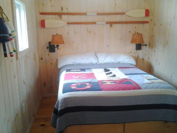 Cape Cod Home 994863