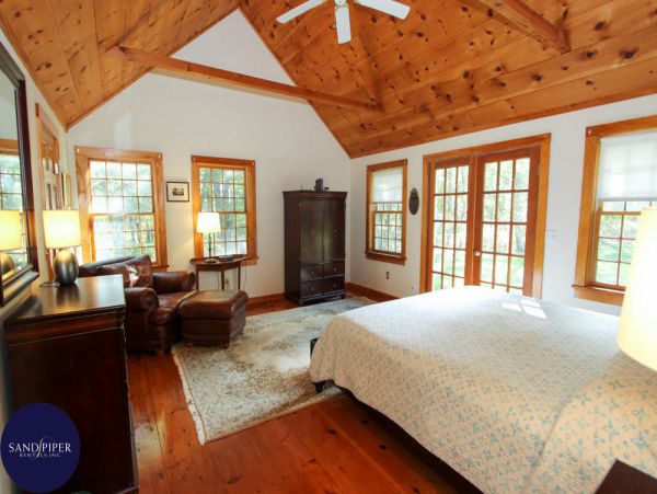 Cape Cod Home 994866