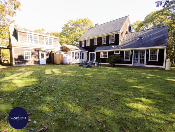 Cape Cod Home 994866