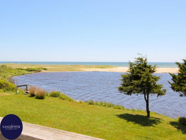 Cape Cod Home 994867