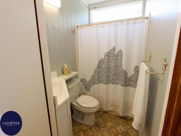 Cape Cod Home 994867