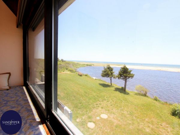 Cape Cod Home 994867