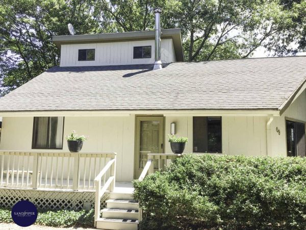 Cape Cod Home 994872