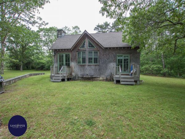 Cape Cod Home 994873