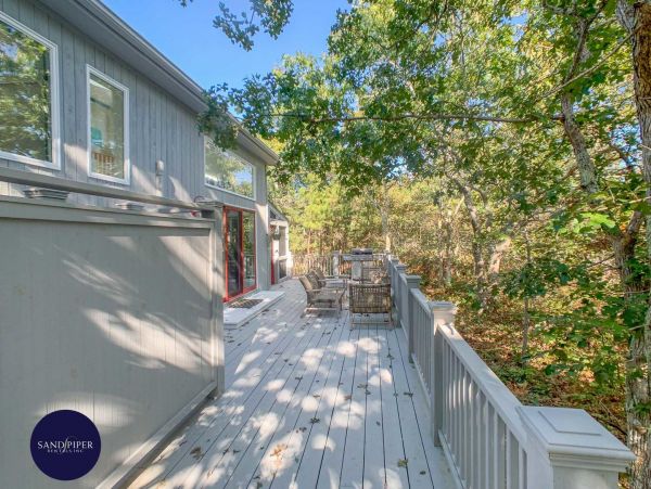 Cape Cod Home 994875