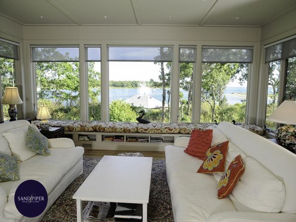 Cape Cod Home 994876