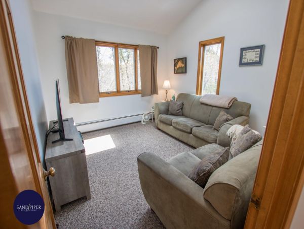 Cape Cod Home 994877