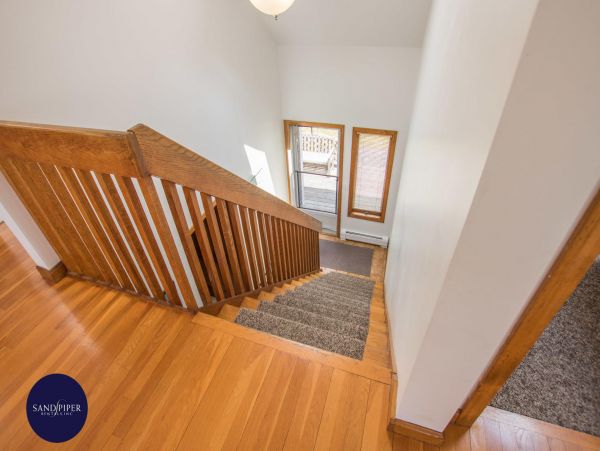 Cape Cod Home 994877