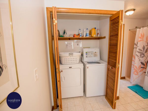 Cape Cod Home 994877