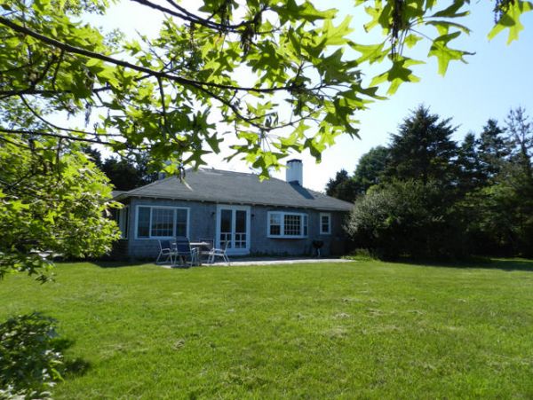 Cape Cod Home 994878
