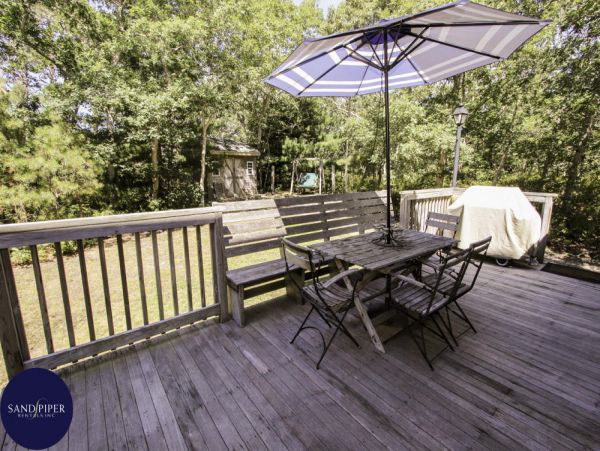 Cape Cod Home 994881