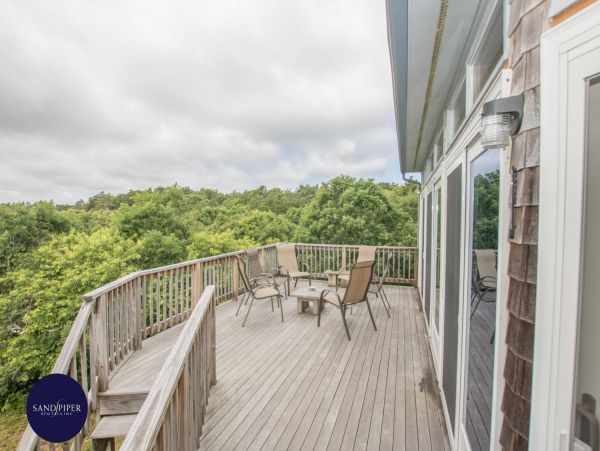 Cape Cod Home 994882