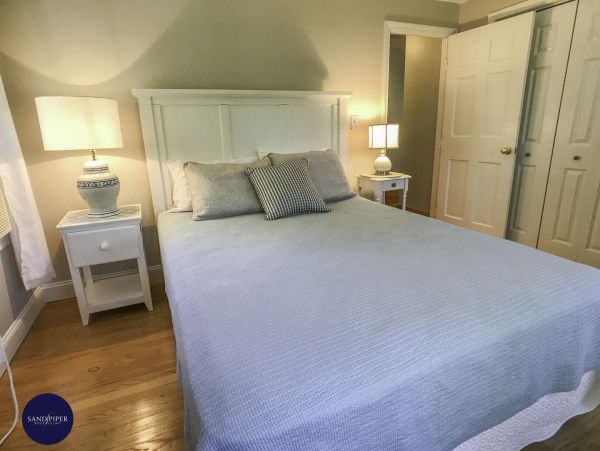 Cape Cod Home 994885