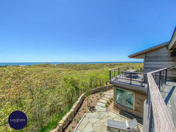 Cape Cod Home 994886