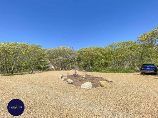 Cape Cod Home 994886