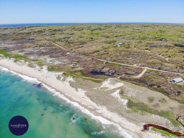 Cape Cod Home 994886