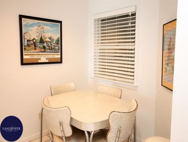 Cape Cod Condo 994887