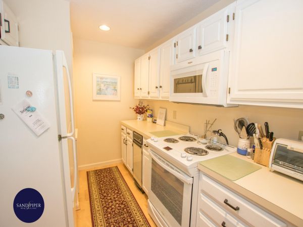 Cape Cod Condo 994892