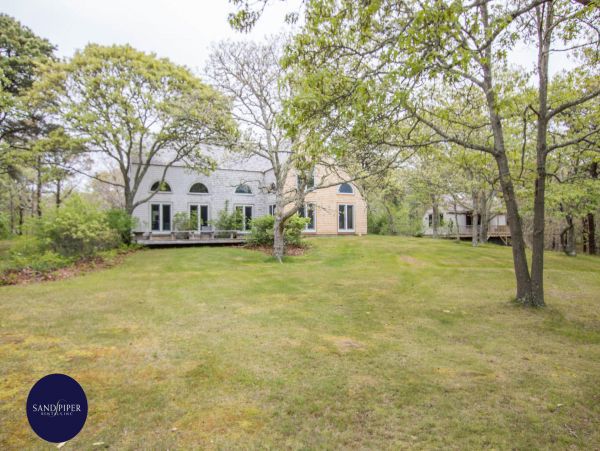 Cape Cod Home 994895