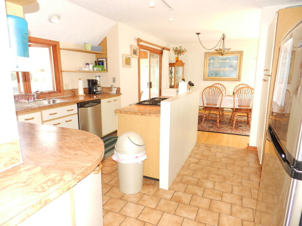 Cape Cod Home 994896