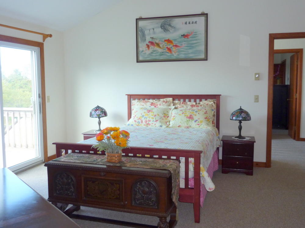 Cape Cod Home 994896