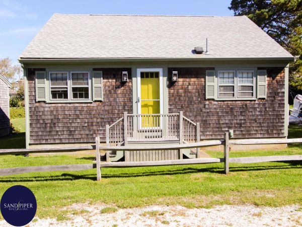 Cape Cod Home 994898