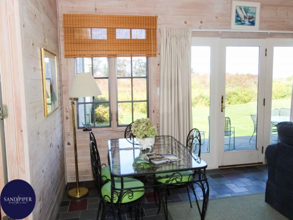 Cape Cod Home 994898