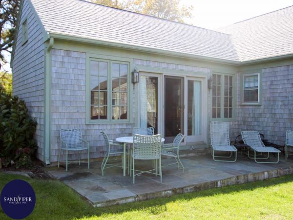 Cape Cod Home 994898