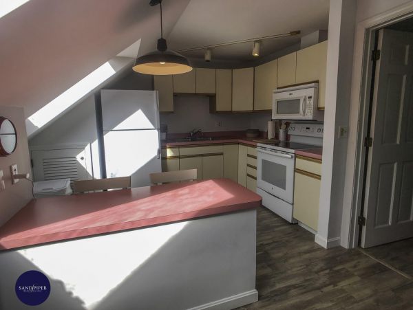 Cape Cod Home 994899