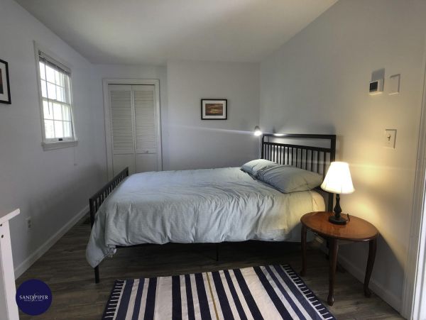 Cape Cod Home 994899