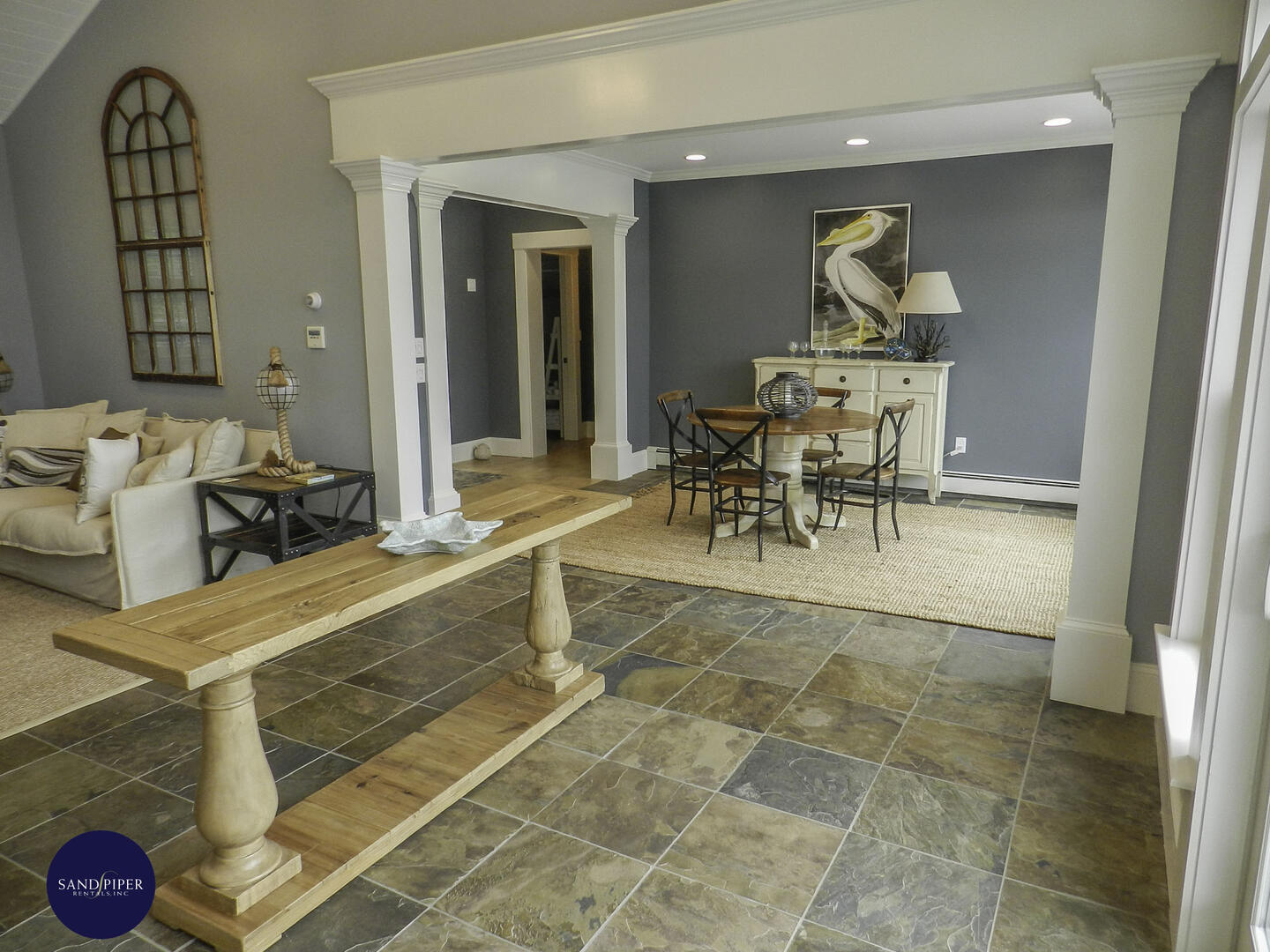 Cape Cod Home 994900