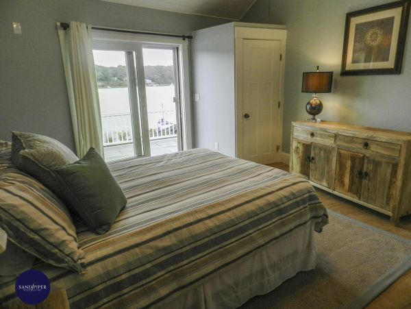 Cape Cod Home 994900
