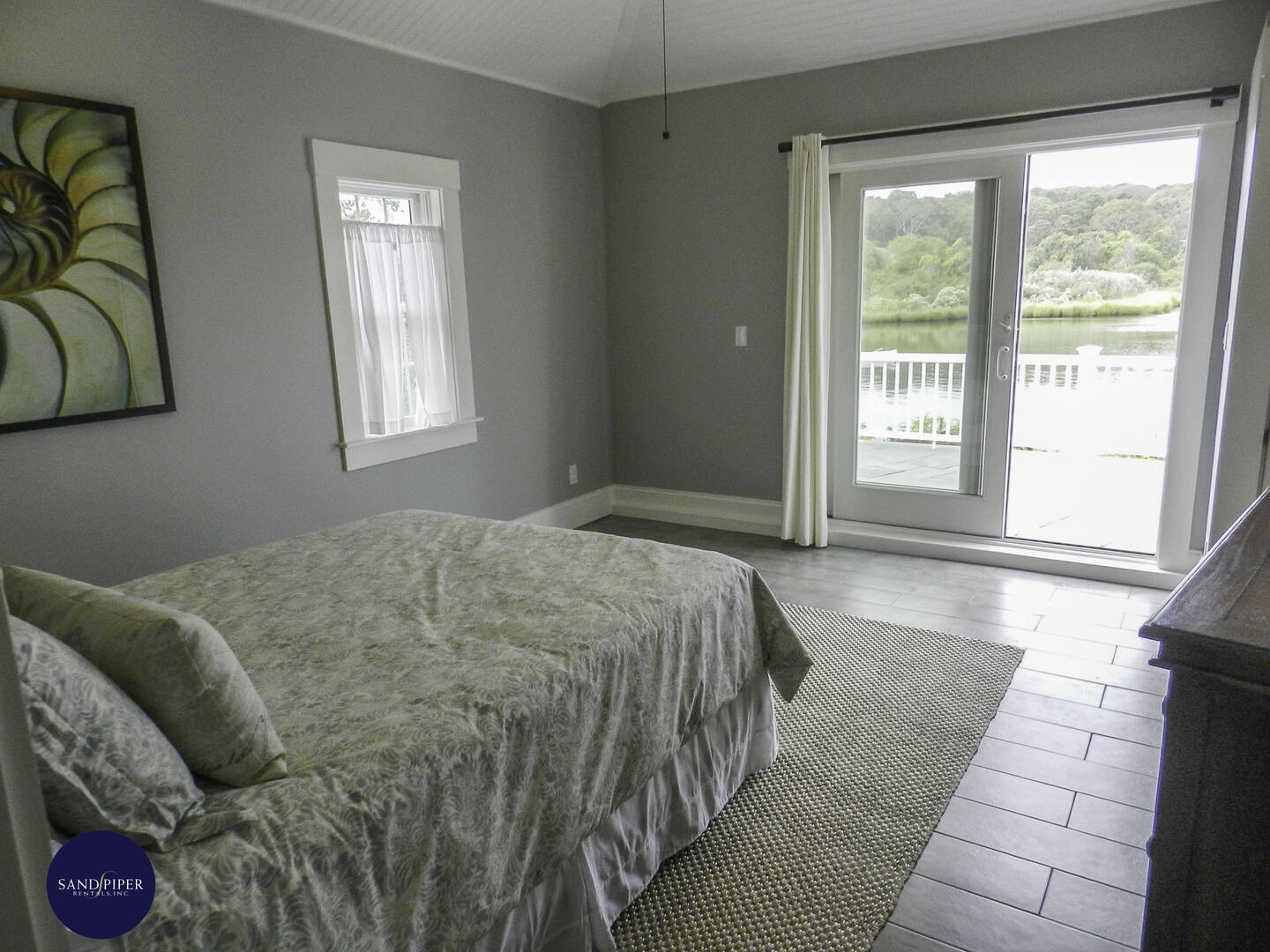 Cape Cod Home 994900