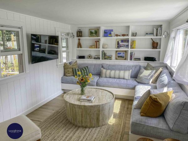Cape Cod Home 994901