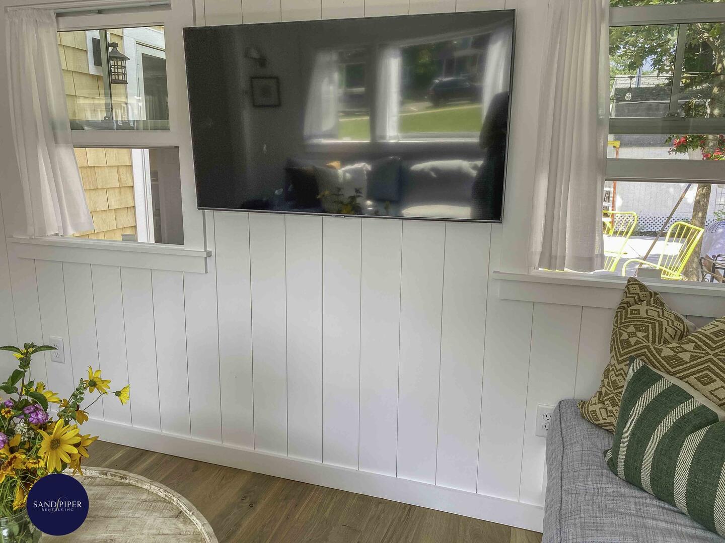Cape Cod Home 994901
